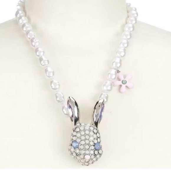 BETSEY JOHNSON Easter Party Spring Bunny Rabbit Pearl Pendant Necklace NEW NWT